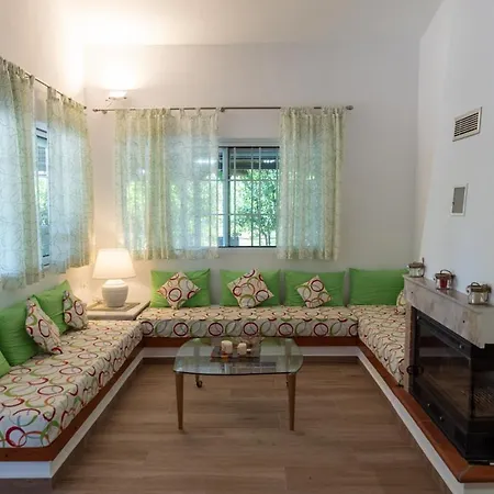 Corinthian Orange Villa *